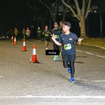 Runner Photo 5700015