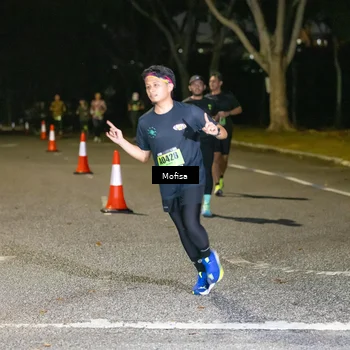 Runner Photo 5700016