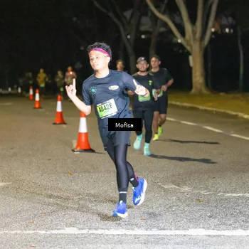 Runner Photo 5700017