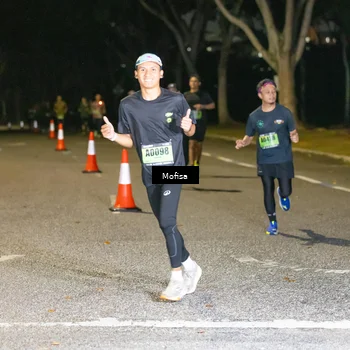 Runner Photo 5700019