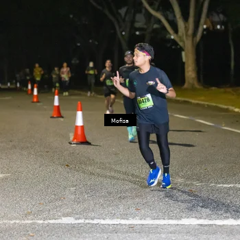 Runner Photo 5700021