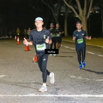 Runner Photo 5700022