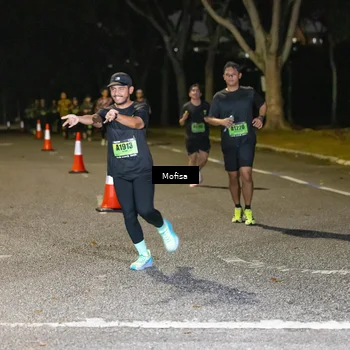 Runner Photo 5700027