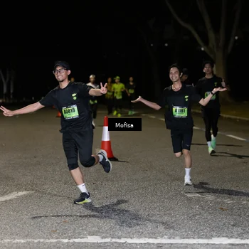Runner Photo 5700144
