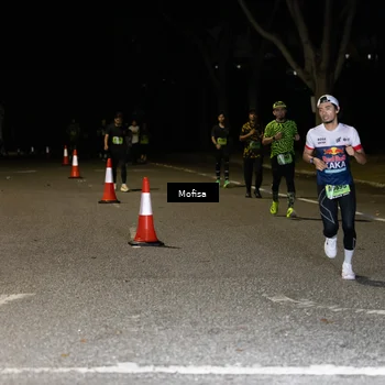 Runner Photo 5700146
