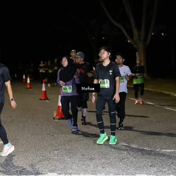 Runner Photo 5700159