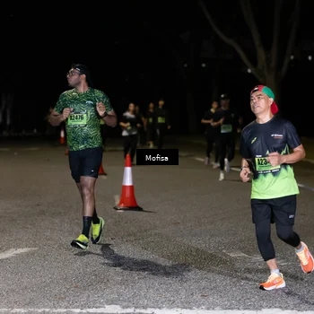 Runner Photo 5700171