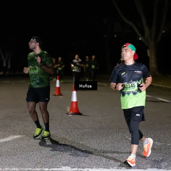 Runner Photo 5700174