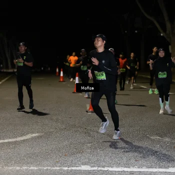 Runner Photo 5700185