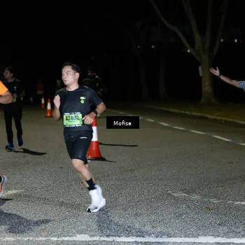 Runner Photo 5700194