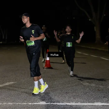 Runner Photo 5700230