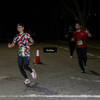 Runner Photo 5700237
