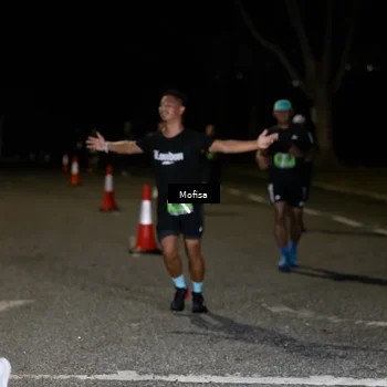 Runner Photo 5700253