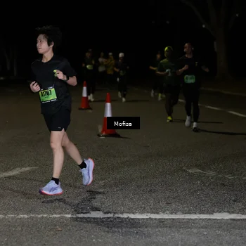 Runner Photo 5700272