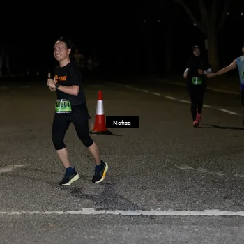 Runner Photo 5700303