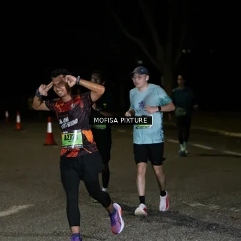 Runner Photo 5700330