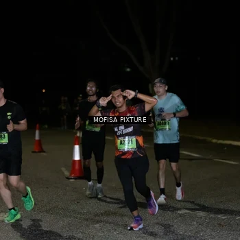 Runner Photo 5700332