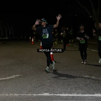 Runner Photo 5700335