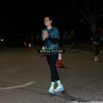 Runner Photo 5700336