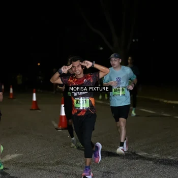 Runner Photo 5700337