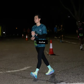 Runner Photo 5700343