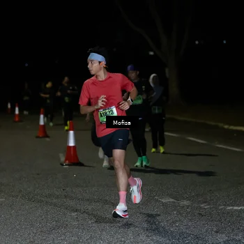 Runner Photo 5700356