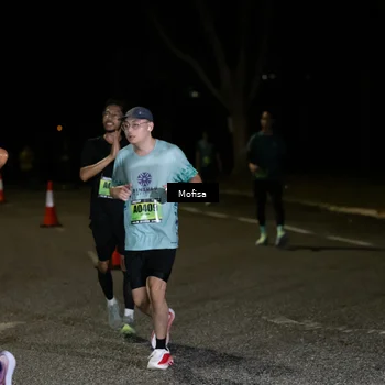 Runner Photo 5700357