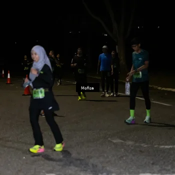 Runner Photo 5700359