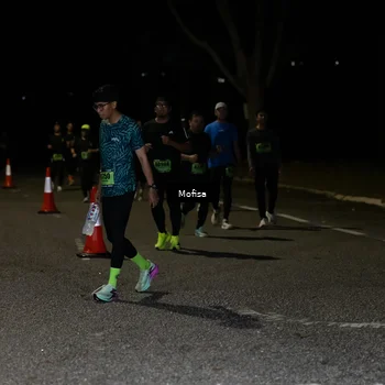 Runner Photo 5700371