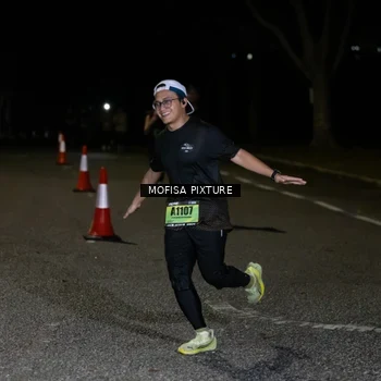 Runner Photo 5700388