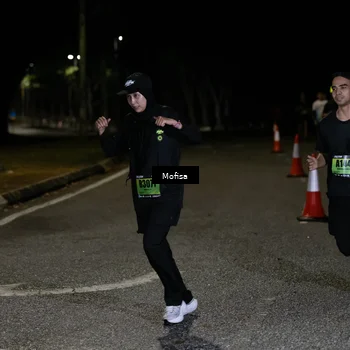 Runner Photo 5700417