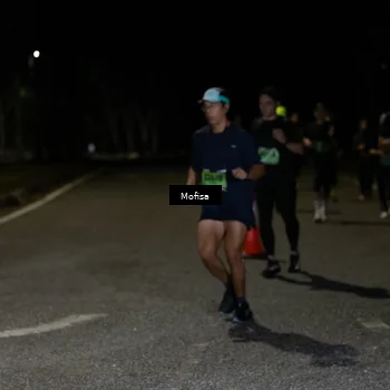 Runner Photo 5700425