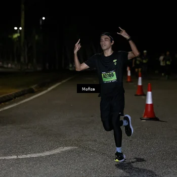 Runner Photo 5700572