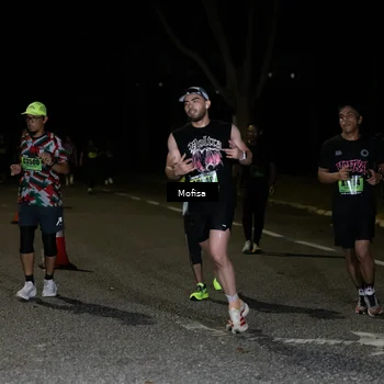 Runner Photo 5700700