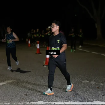 Runner Photo 5700712