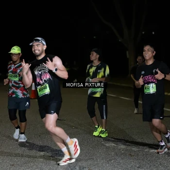 Runner Photo 5700715