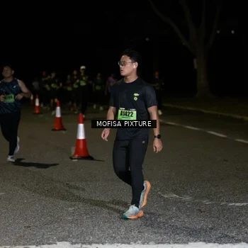 Runner Photo 5700718