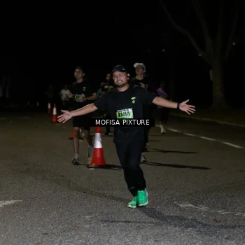 Runner Photo 5700719