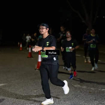 Runner Photo 5700743