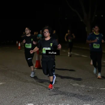 Runner Photo 5700757
