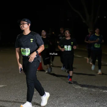 Runner Photo 5700759