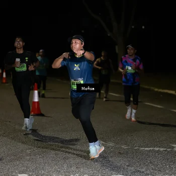 Runner Photo 5700792