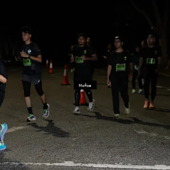 Runner Photo 5700958