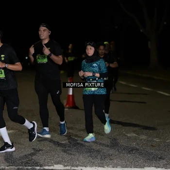 Runner Photo 5700965