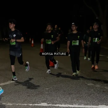 Runner Photo 5700969