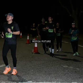 Runner Photo 5700971