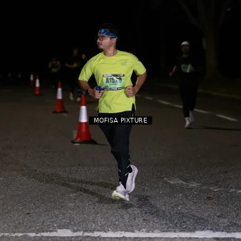 Runner Photo 5701649