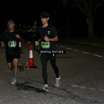 Runner Photo 5702098