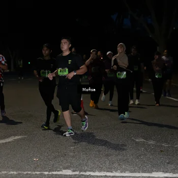 Runner Photo 5702200