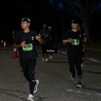 Runner Photo 5702347